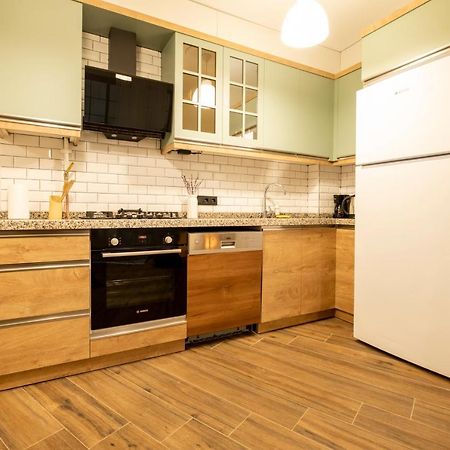 Apartmán Spacious And Comfy 2Br In The Heart Of Cihangir Istanbulská provincie Exteriér fotografie