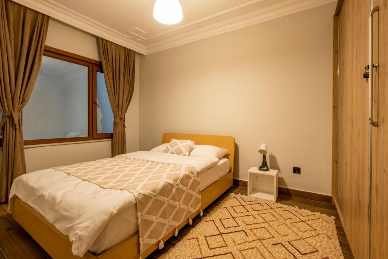 Apartmán Spacious And Comfy 2Br In The Heart Of Cihangir Istanbulská provincie Exteriér fotografie