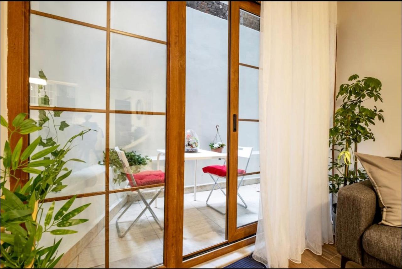 Apartmán Spacious And Comfy 2Br In The Heart Of Cihangir Istanbulská provincie Exteriér fotografie
